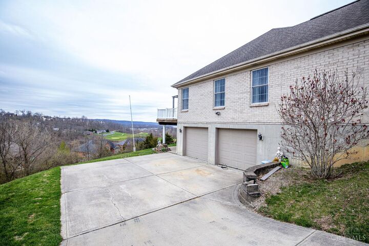 Property Photo:  550 Aston View Lane  OH 45002 