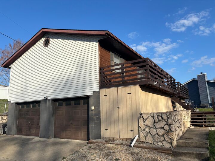 Property Photo:  616 Huron Drive  OH 43056 