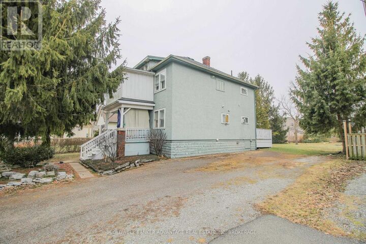 Property Photo:  86 Adelaide Street  ON L3K 2W5 