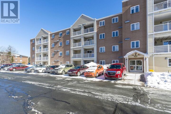 15 Langbrae Drive 308 — photo 1