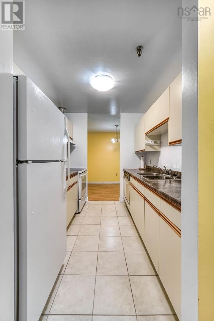 Property Photo: 15 Langbrae Drive 405 NS B3M 3W5