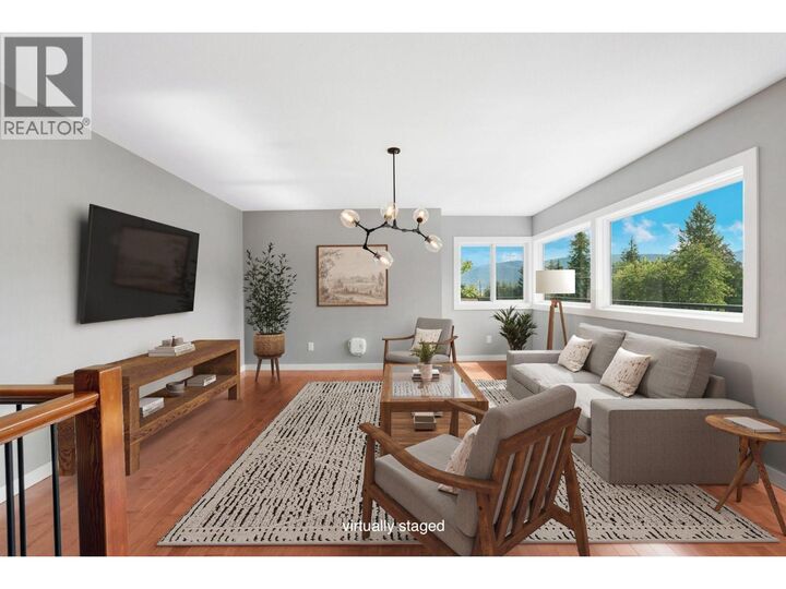 Property Photo: 220 West Bench Drive BC V2A 8X8