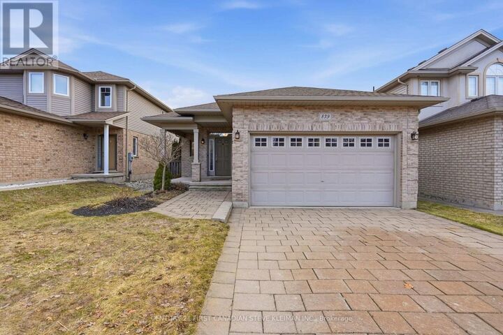 Photo de la propriété: 879 Garibaldi Avenue ON N5X 4J6