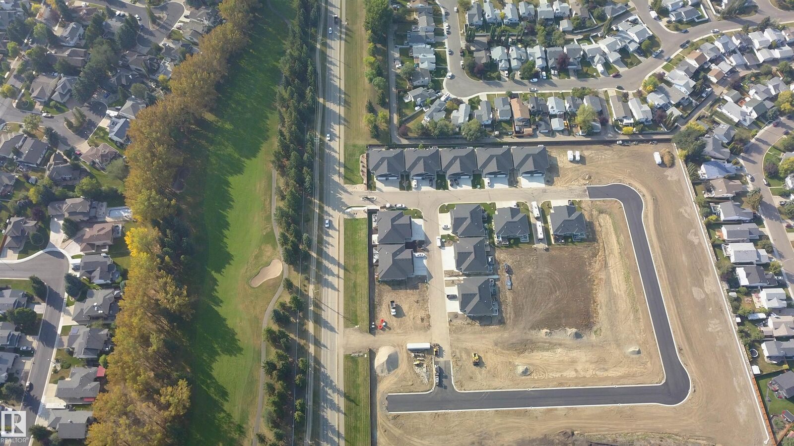 Property Photo: 1005 Calahoo Road 23 AB T7X 2T7