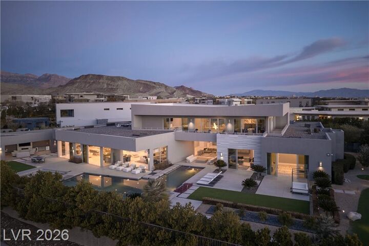 Property Photo: 19 Flying Cloud Lane NV 89135