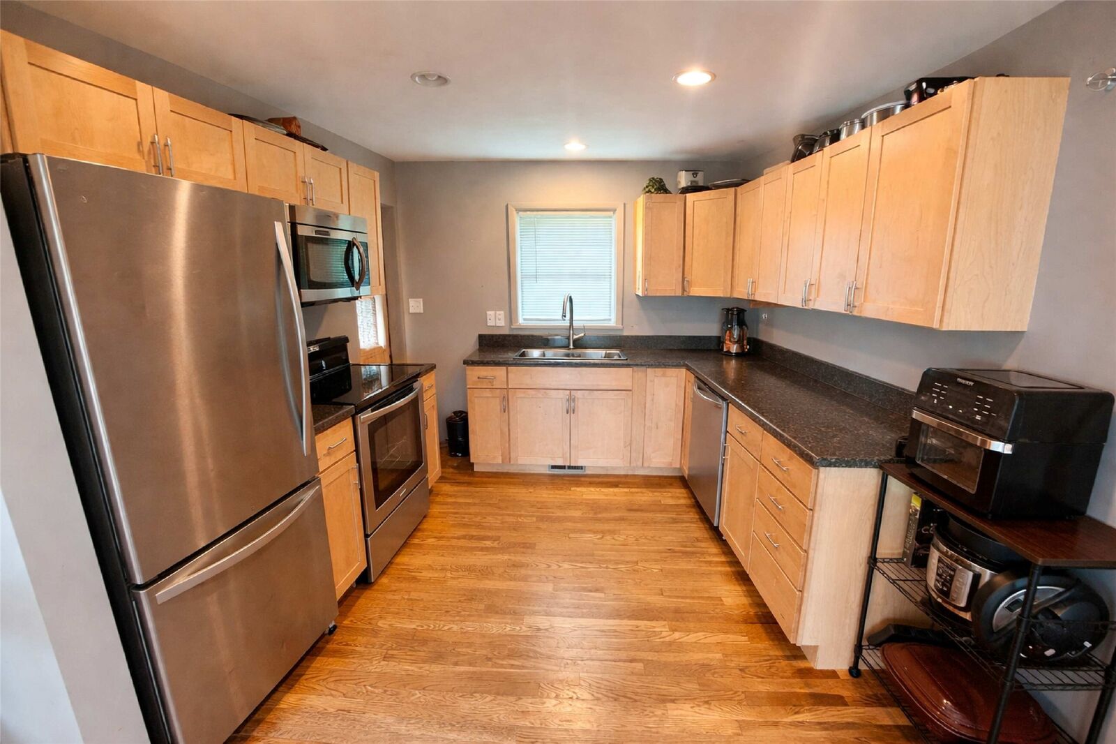 Property Photo:  1713 56th Street  IA 50310 