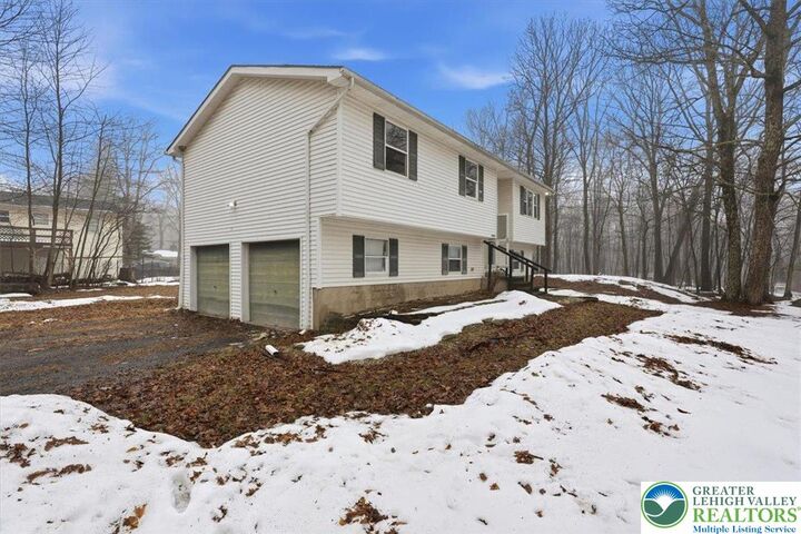 Property Photo:  2320 Elmhurst Road  PA 18302 