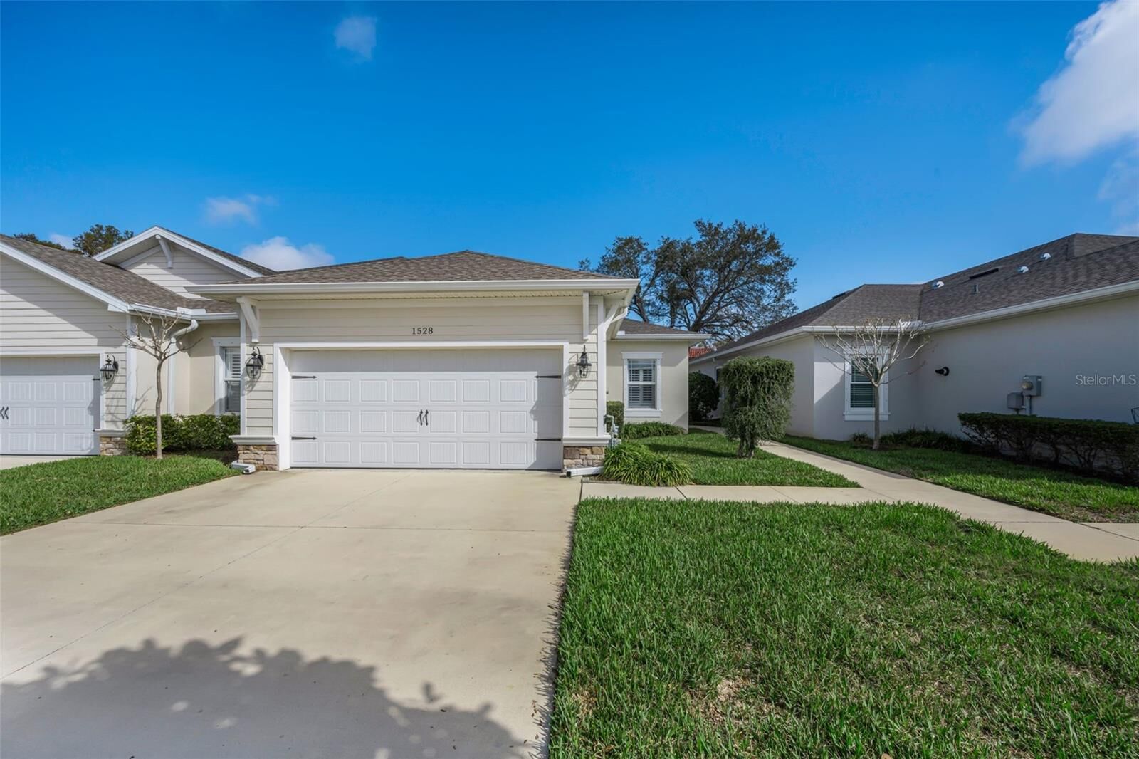 Property Photo: 1528 Highland Park Drive FL 33756