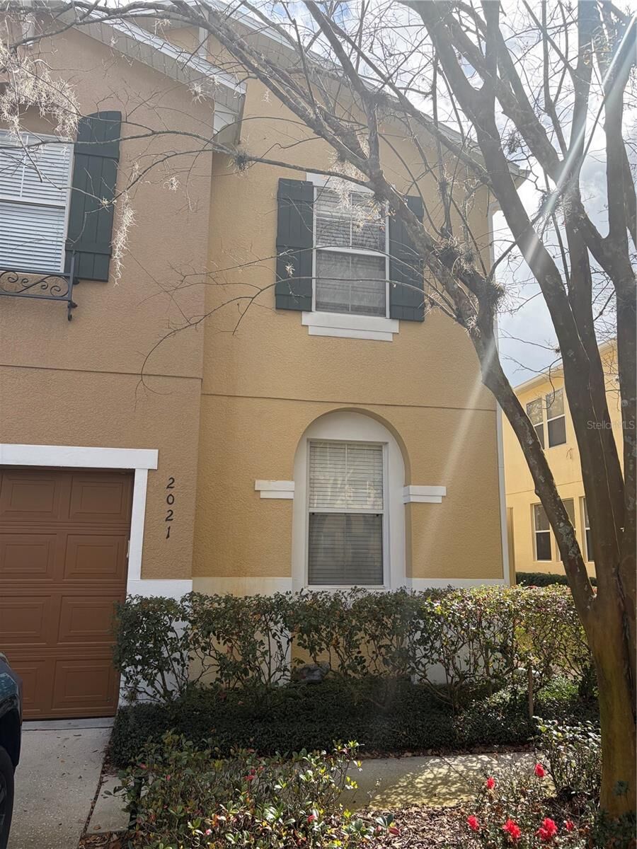 Property Photo:  2021 Beachberry Lane  FL 32765 