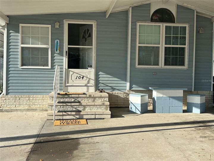 Property Photo:  104 Rough Lane  FL 33844 