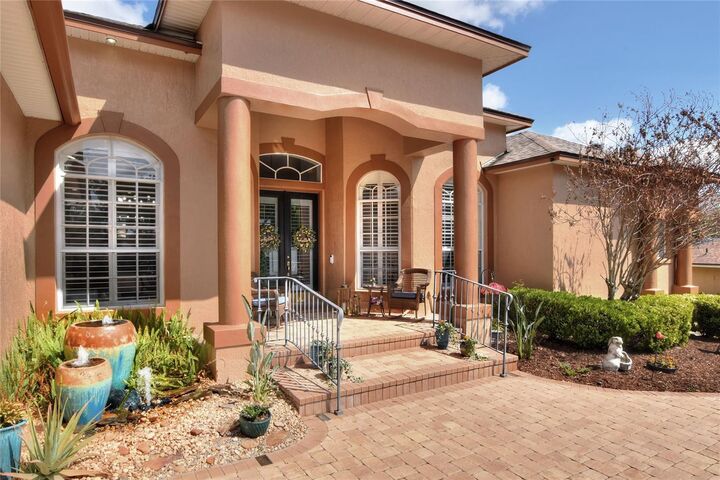 Property Photo: 5378 Longleaf Court FL 33810