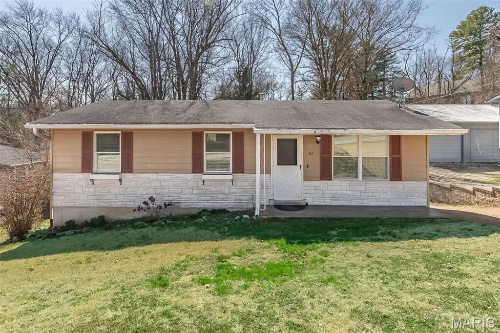 Property Photo:  62 Boyd Avenue  MO 63088 