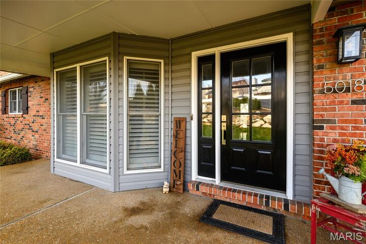Property Photo: 5018 Ringer Road MO 63129