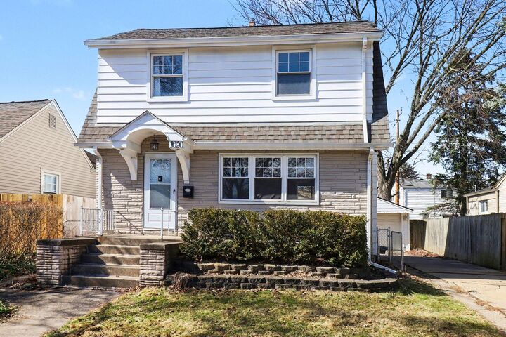 Property Photo:  1020 McLean Avenue  MI 48067 
