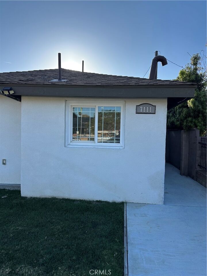 Property Photo: 7111 Claire CA 91335