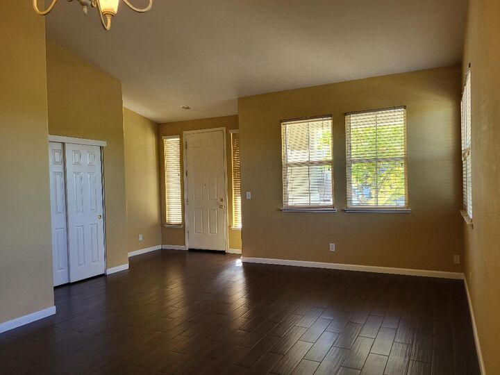 Property Photo:  9381 Viridian Street  CA 95624 