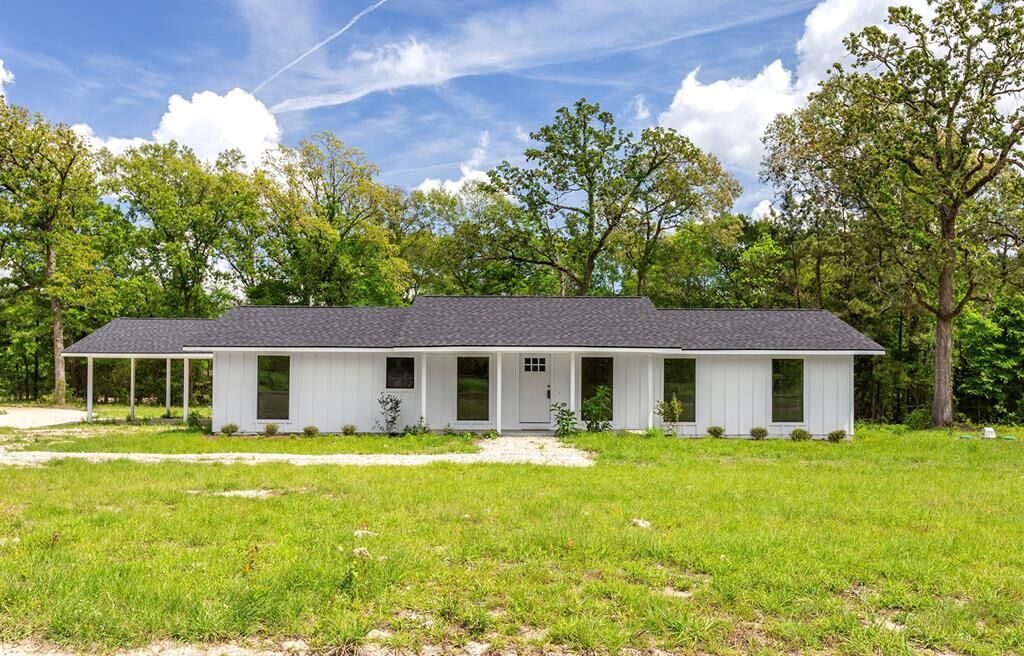 Property Photo:  135 Dudley  TX 75901 