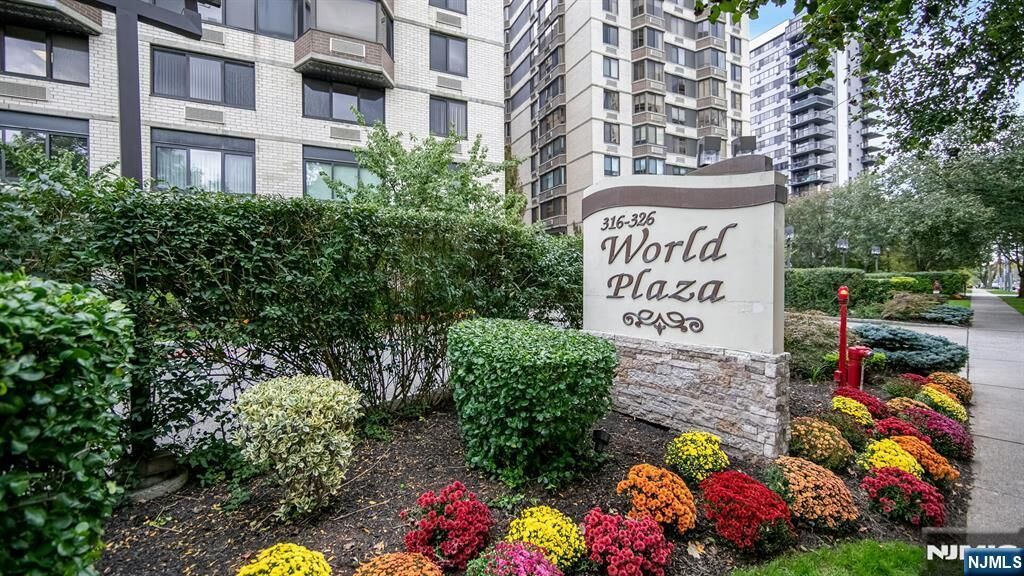 Property Photo:  326 Prospect Avenue 10H  NJ 07601 