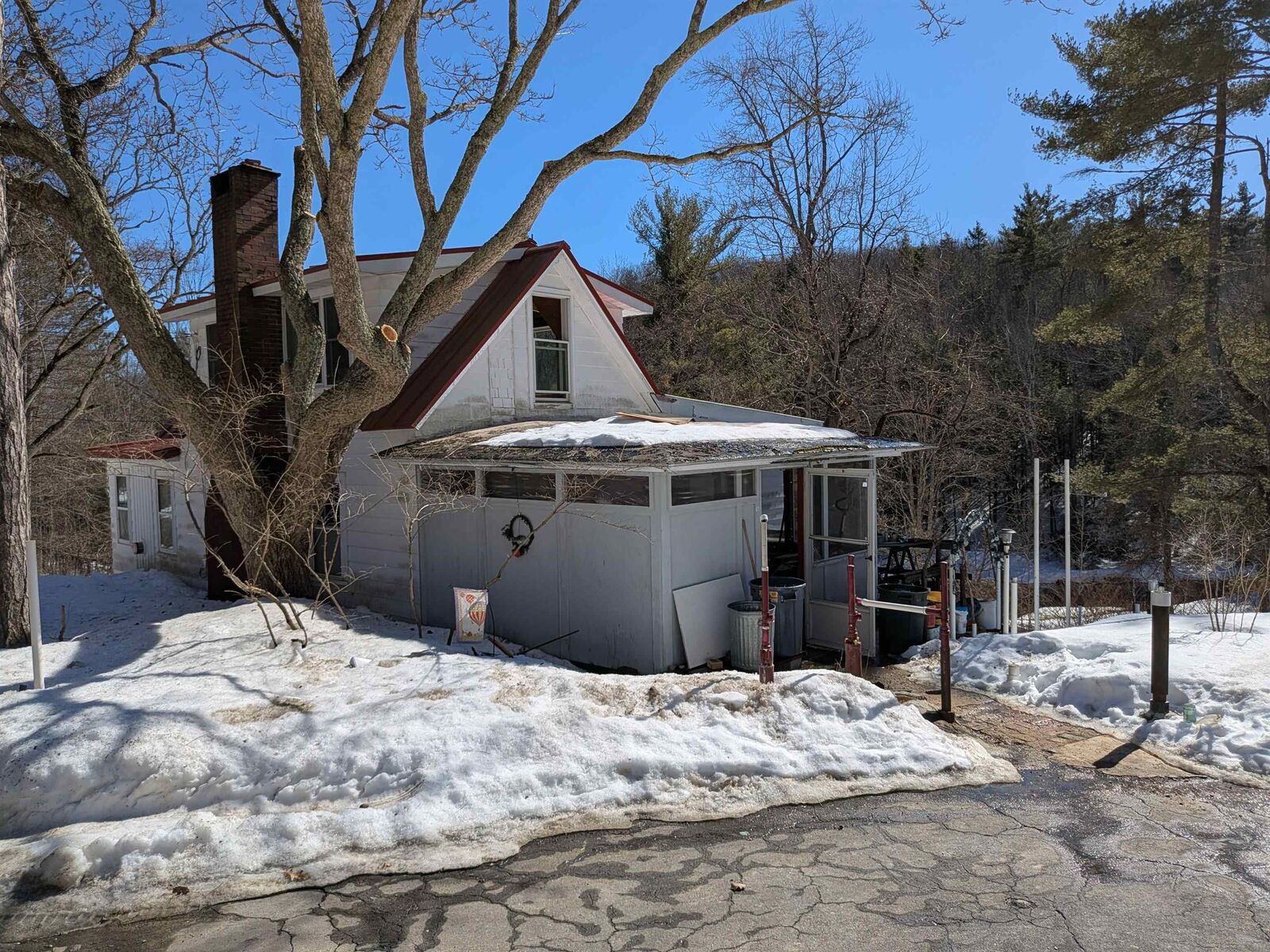 Property Photo: 374 Burton Highway NH 03086