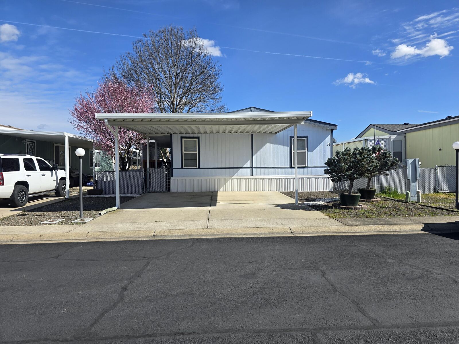 Property Photo: 3501 Avenue C Spc 19 OR 97503