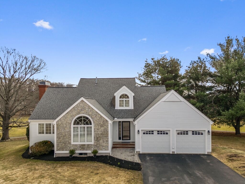 Property Photo:  90 Orchard Hill Road  MA 01835 