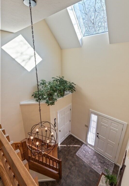 Property Photo:  70-5 S Quinsigamond Ave 5  MA 01545 