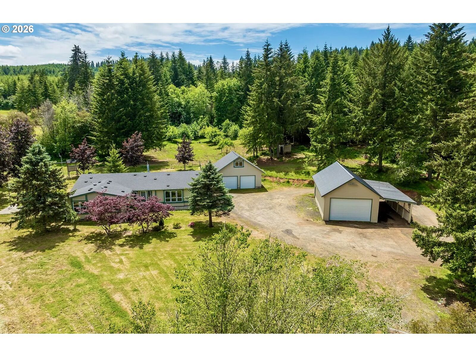 Property Photo:  90416 Sheffler Rd  OR 97437 