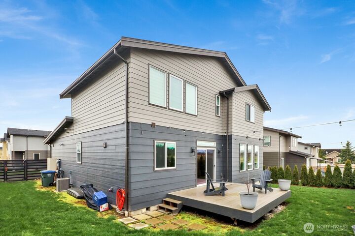 Property Photo:  5511  Presley Lane  WA 98248 