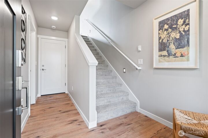 Property Photo:  14424  Madison Way D4  WA 98087 