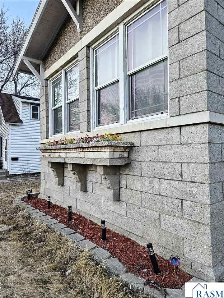 Property Photo:  812 Broadway St North  MN 56073 