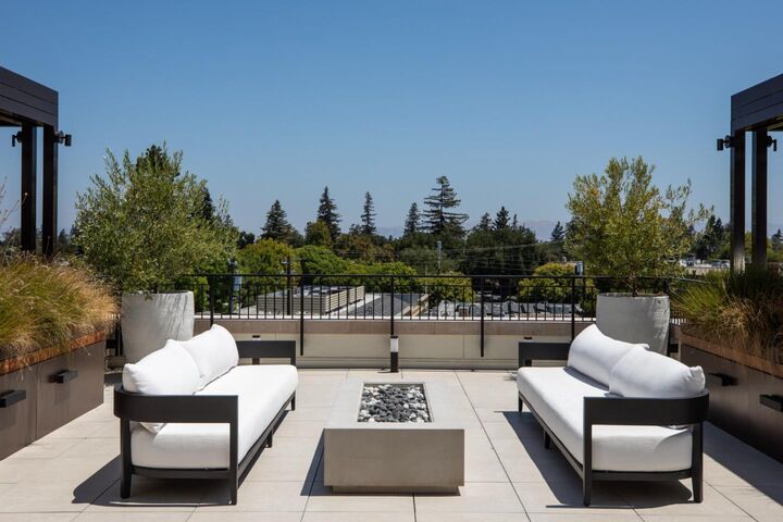 Property Photo:  450 First Street 202  CA 94022 