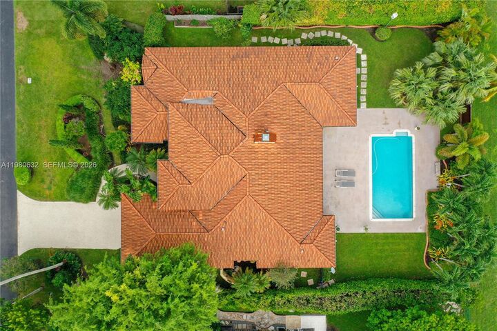 Property Photo: 16701 SW 84th Ct FL 33157