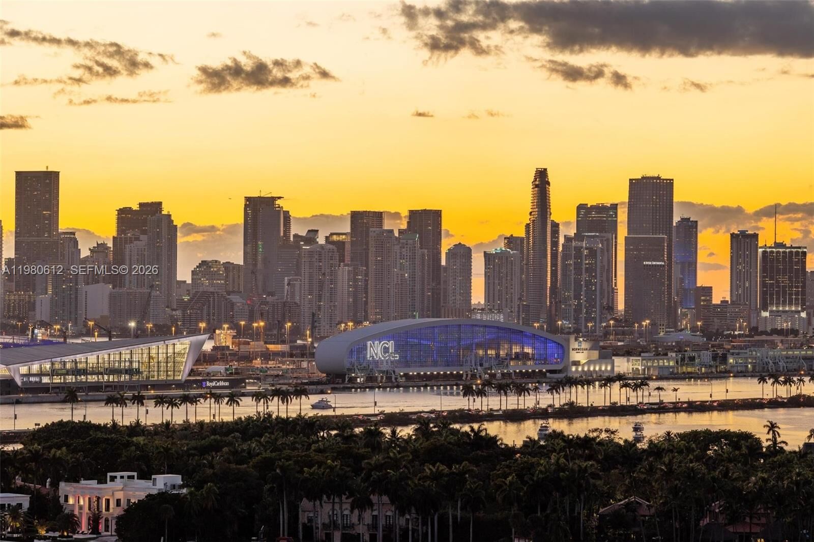 Property Photo:  650 West Ave 2801  FL 33139 