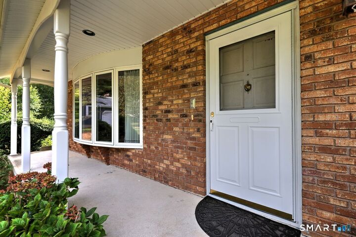 Property Photo:  90 Brook Hill Road  CT 06514 
