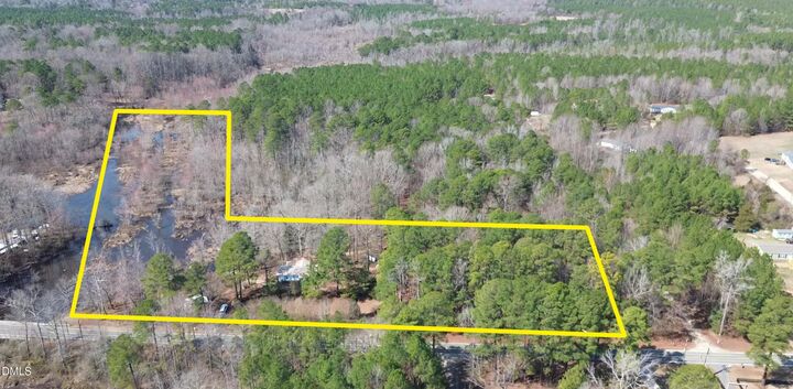 Property Photo:  930 Old Halifax Road  NC 27597 