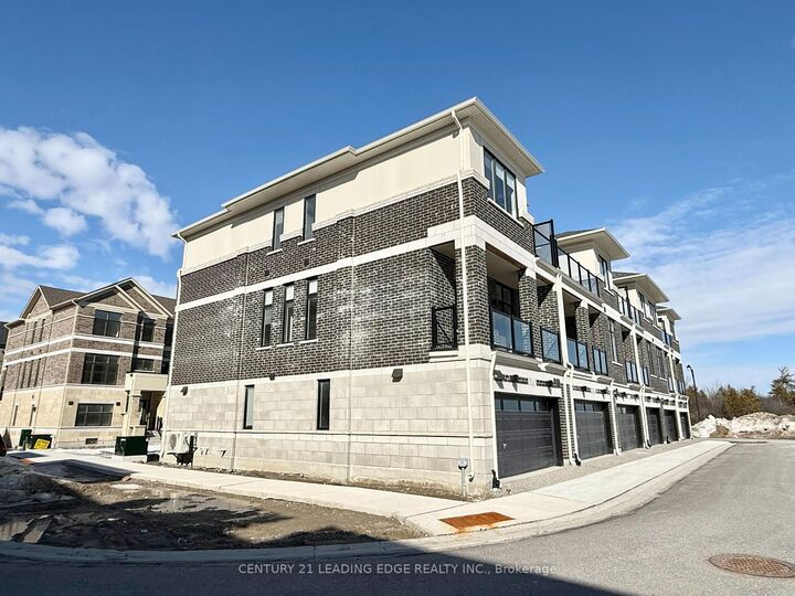 Photo de la propriété:  17 Norman Fleming Lane  ON L4S 1N4 