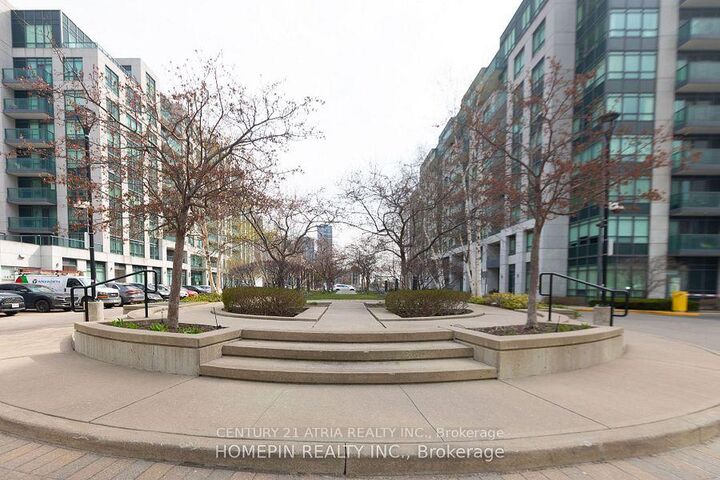 Photo de la propriété:  55 South Town Centre Boulevard 818  ON L6G 0B1 