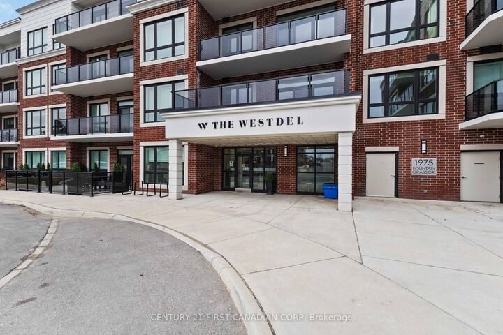 Property Photo:  1975 Fountain Grass Drive 105  ON N6K 0M3 