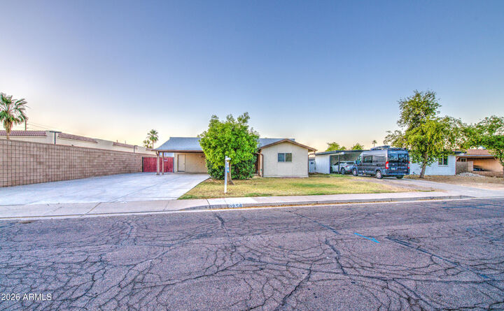 Property Photo:  1258 W Manhatton Drive  AZ 85282 