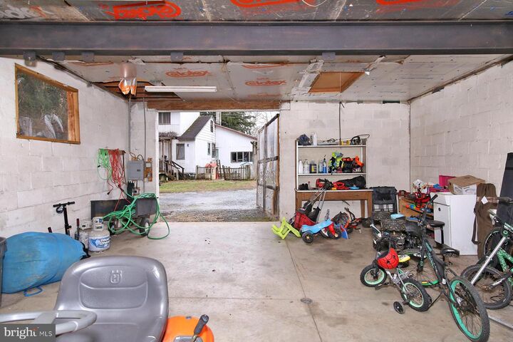 Property Photo:  672 Ono Road  PA 17003 