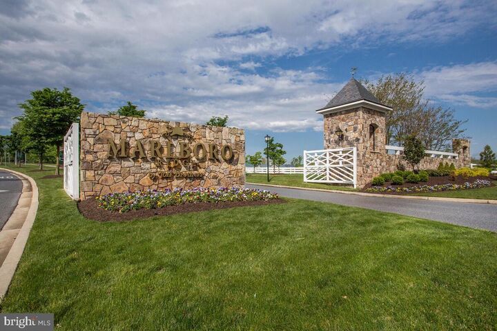 Property Photo: 4248 Chariot Way MD 20772