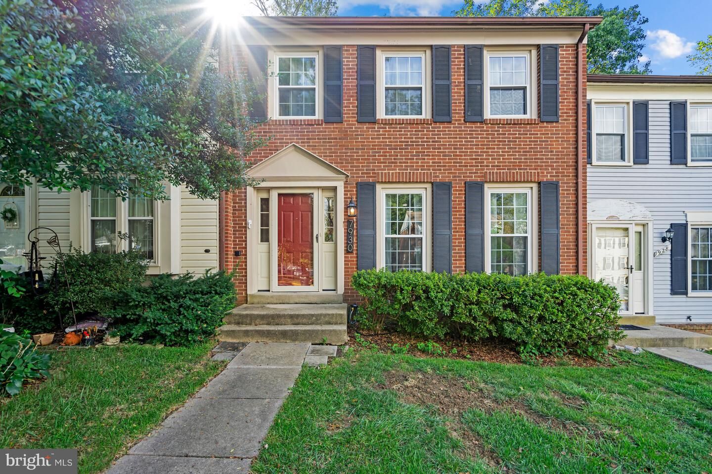 Property Photo:  7930 Bubbling Brook Circle  VA 22153 