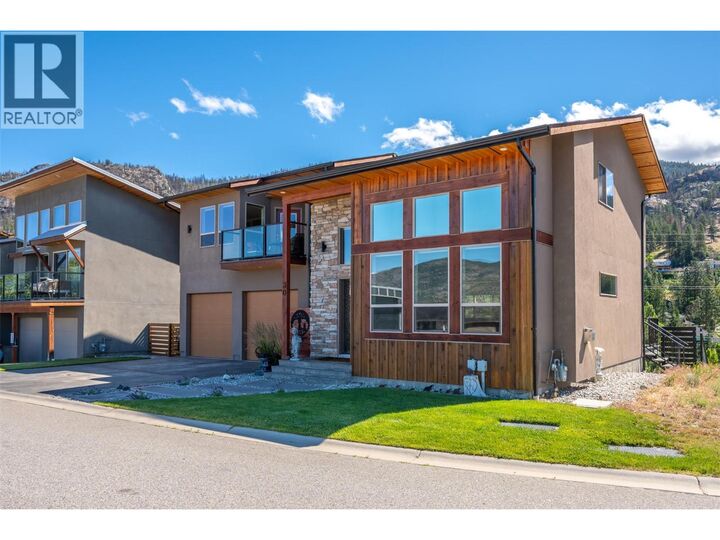 Property Photo: 125 Cabernet Drive 30 BC V0H 1R3