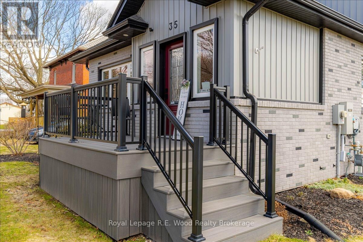 Photo de la propriété:  35 Church Street East  ON N0J 1C0 