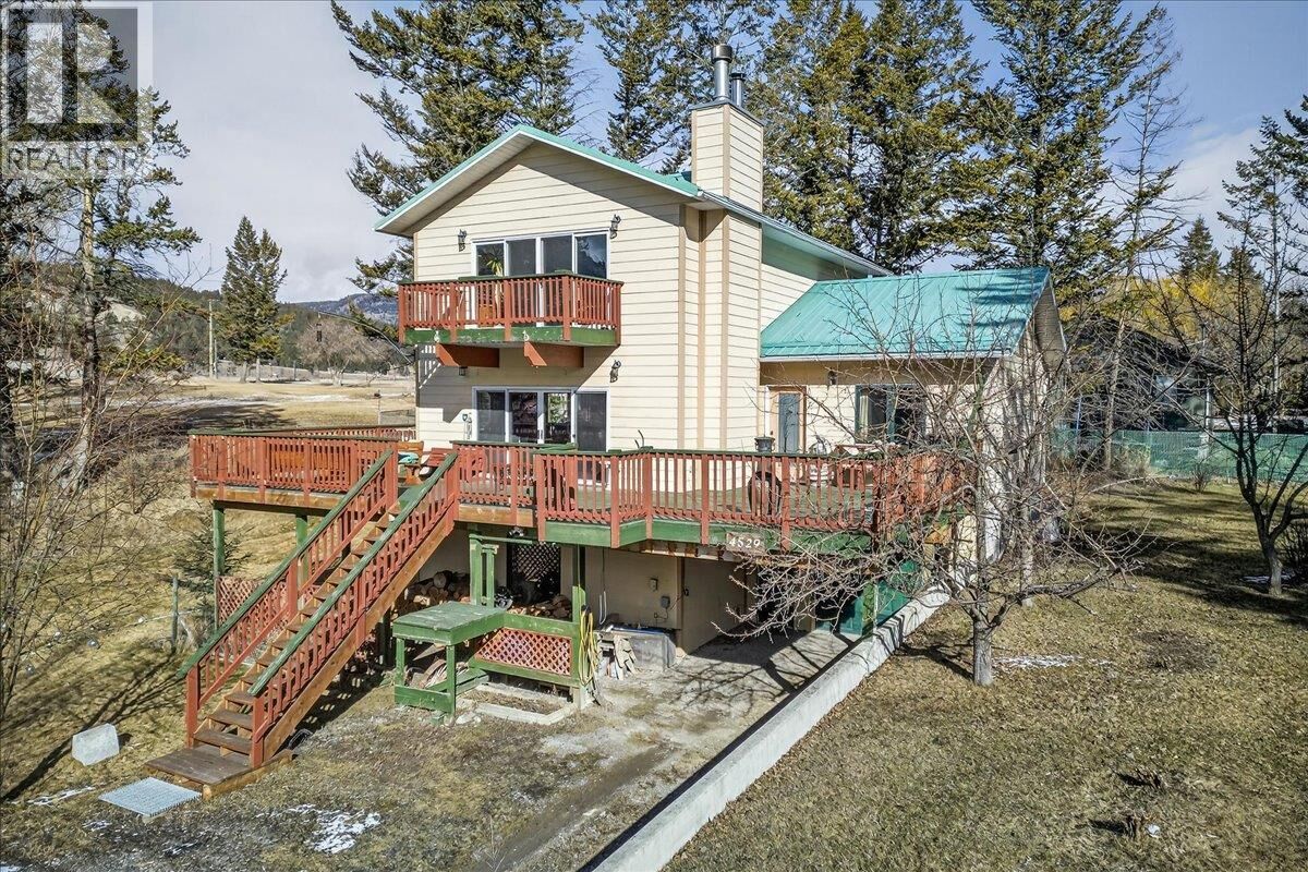 Property Photo: 4529 Columbia Place BC V0B 1L2