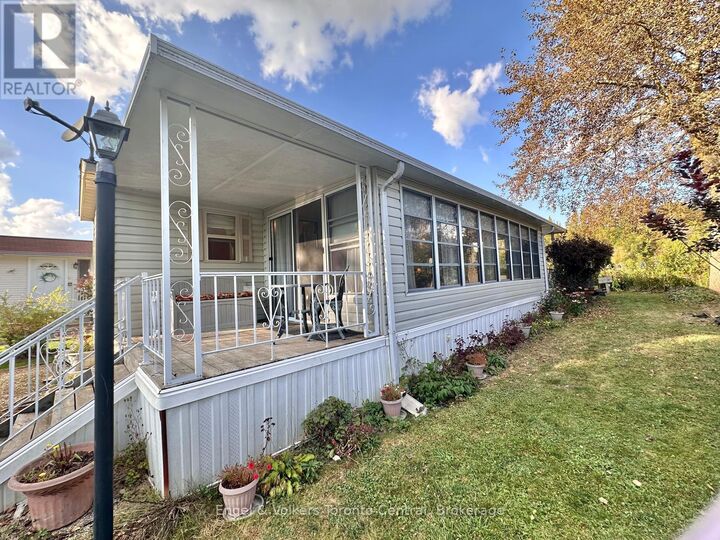 Property Photo: 7489 Sideroad 5 East B6 ON N0G 2L0