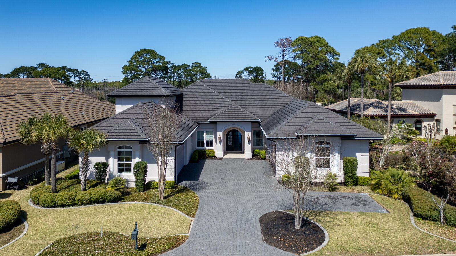 Property Photo: 4575 Sailmaker Lane FL 32541