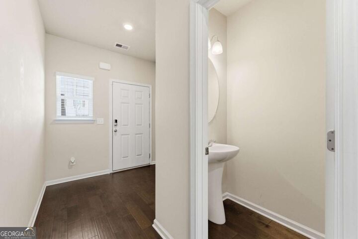 Property Photo:  3410 Highbury Way  GA 30038 