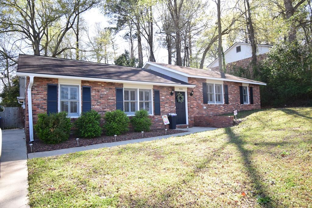Property Photo: 4220 King Arthur Place GA 31907