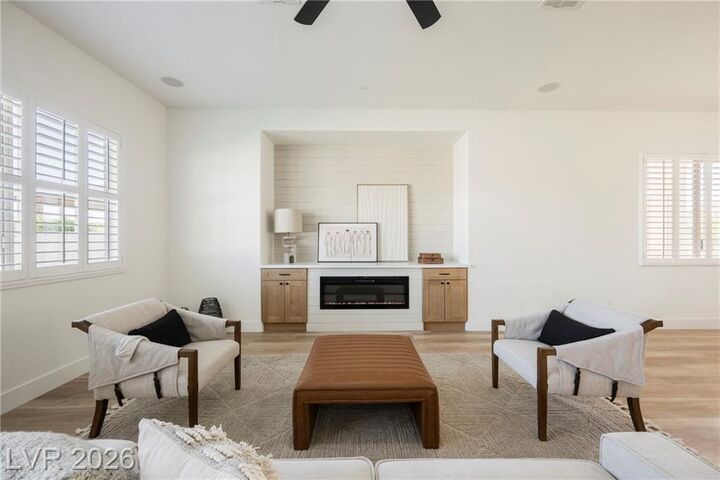 Property Photo: 5004 Wayfaring Tree Avenue NV 89131